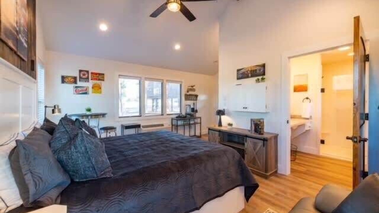 Photo of Bedroom in Elm Mott