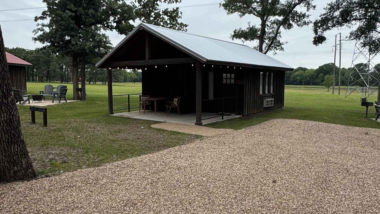 Photo of Outdoor in Elm Mott