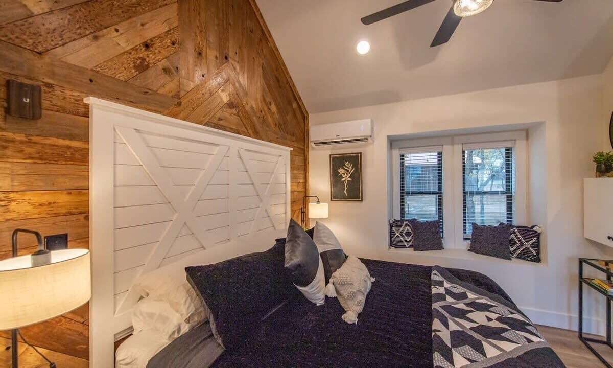Photo of Bedroom in Elm Mott