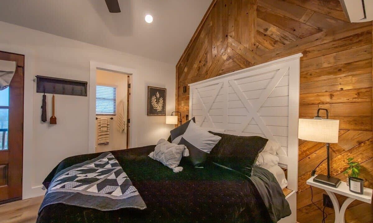 Photo of Bedroom in Elm Mott