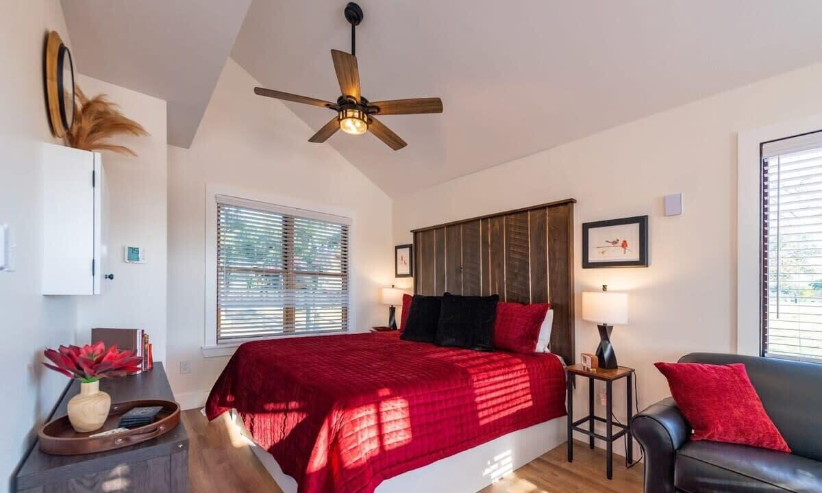 Photo of Bedroom in Elm Mott