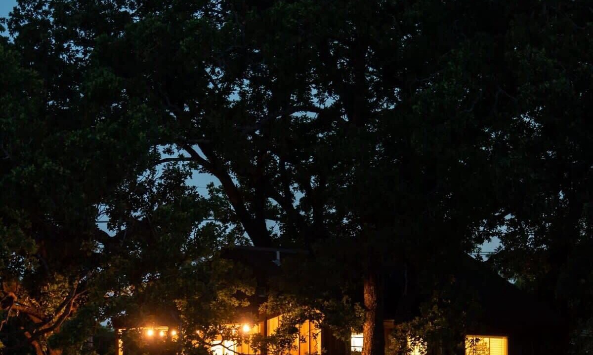 Photo of Outdoor in Elm Mott