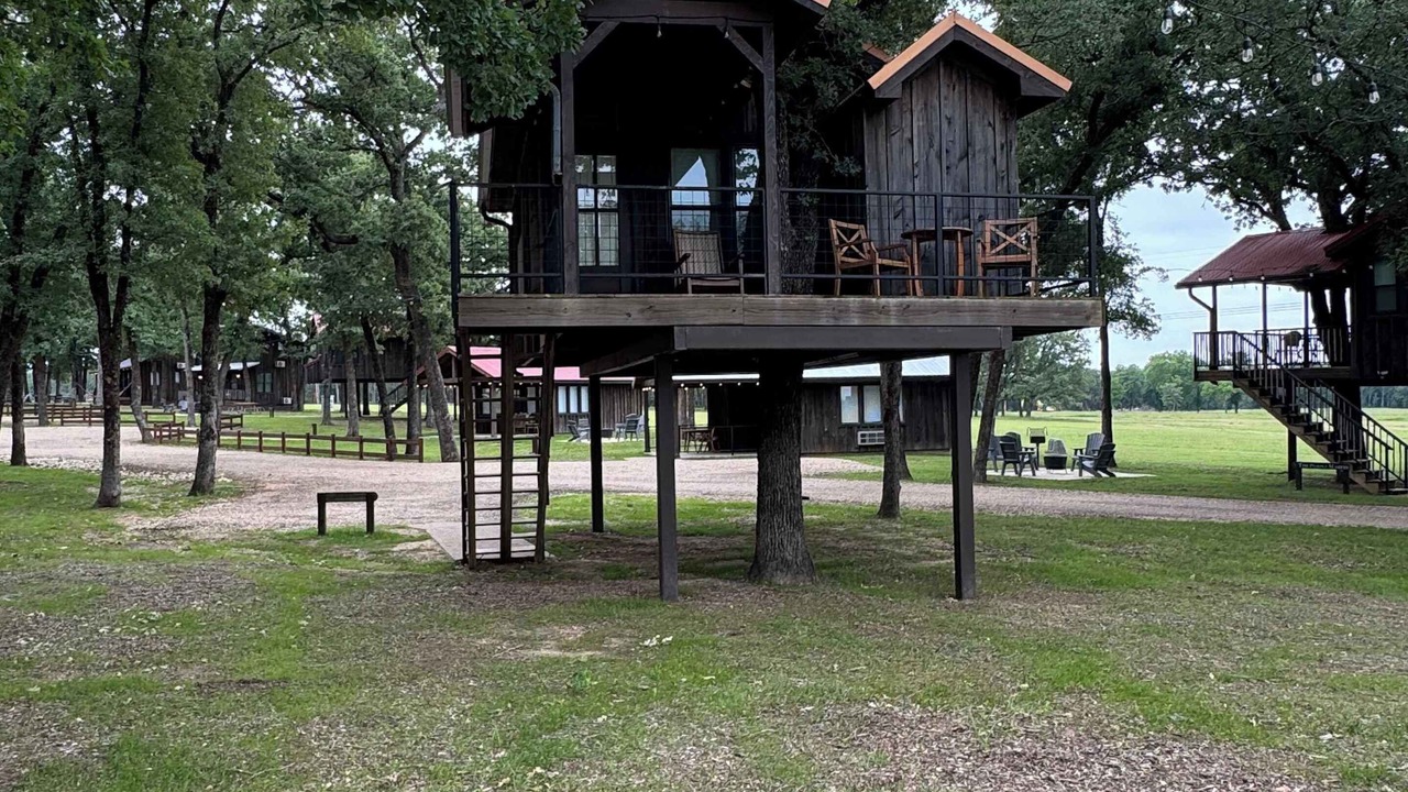 Photo of Outdoor in Elm Mott