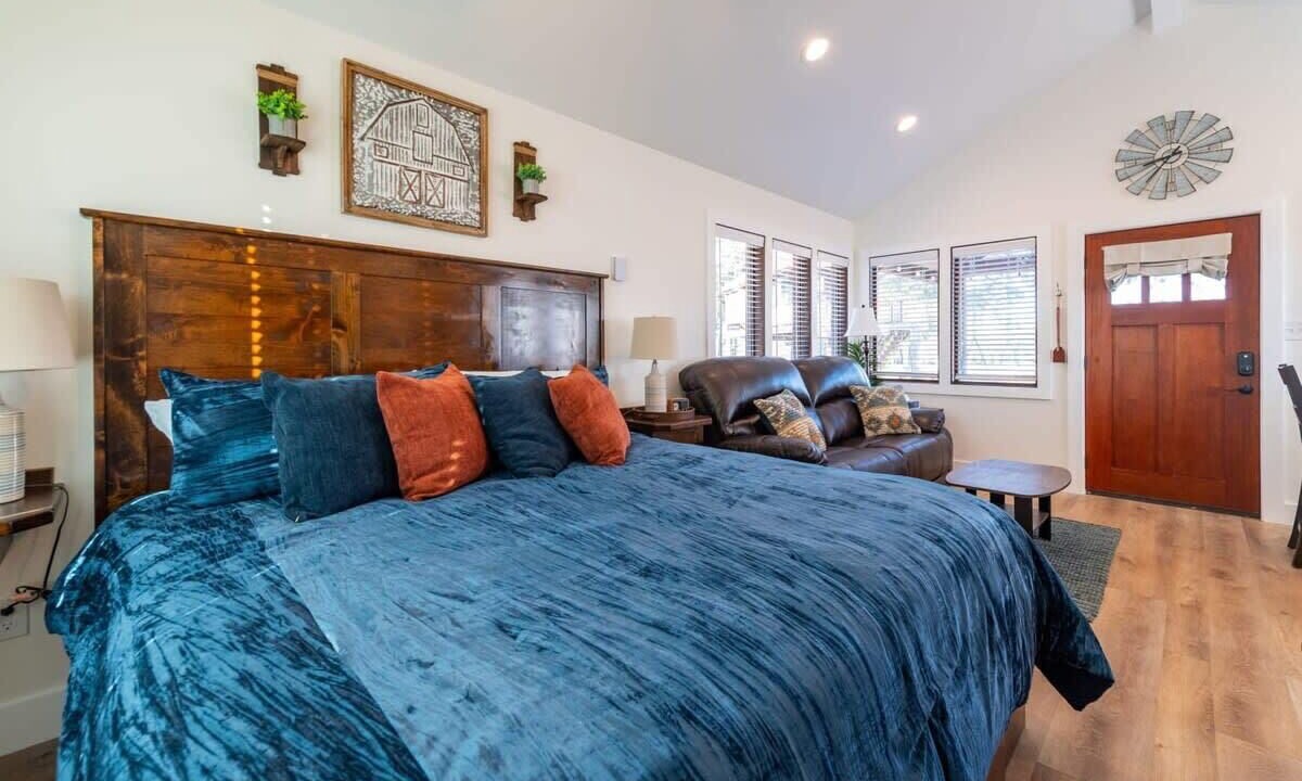 Photo of Bedroom in Elm Mott