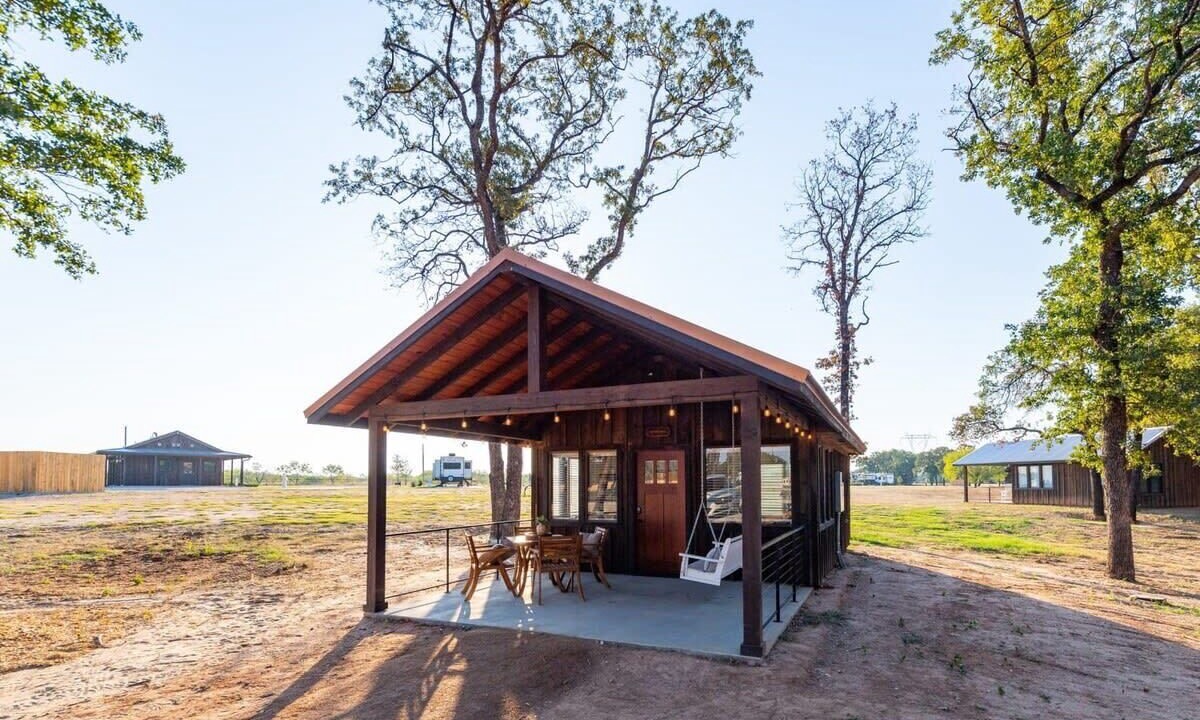 Photo of Outdoor in Elm Mott