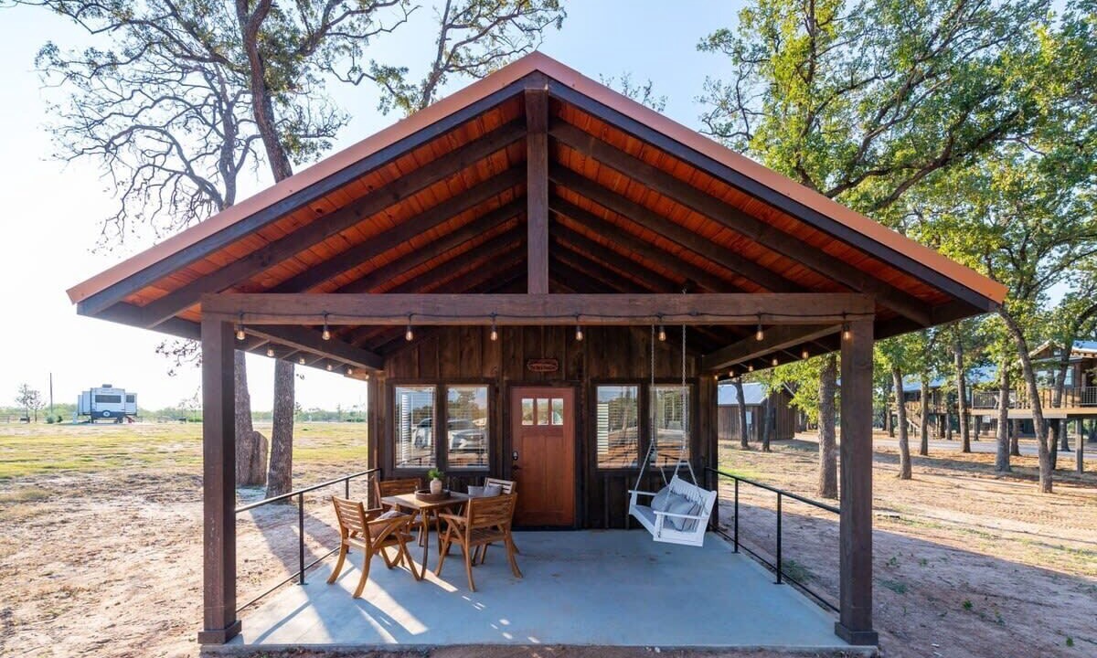 Photo of Outdoor in Elm Mott