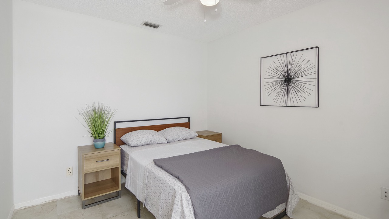 Photo of Bedroom in Egypt Lake-Leto