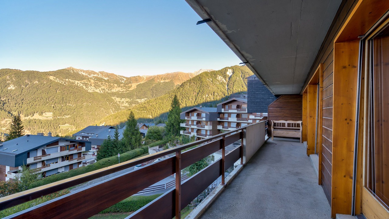Photo of Patio Balcony in La Tzoumaz