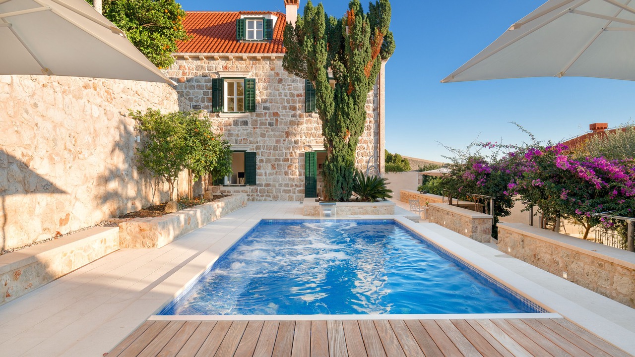 Photo of Outdoor in Pile