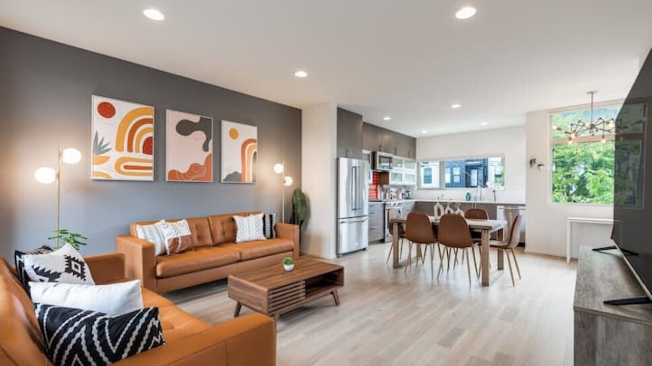 Photo of Livingroom in Old Ballard