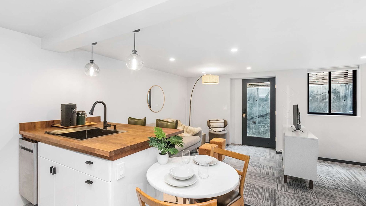 Photo of Others in Green Lake