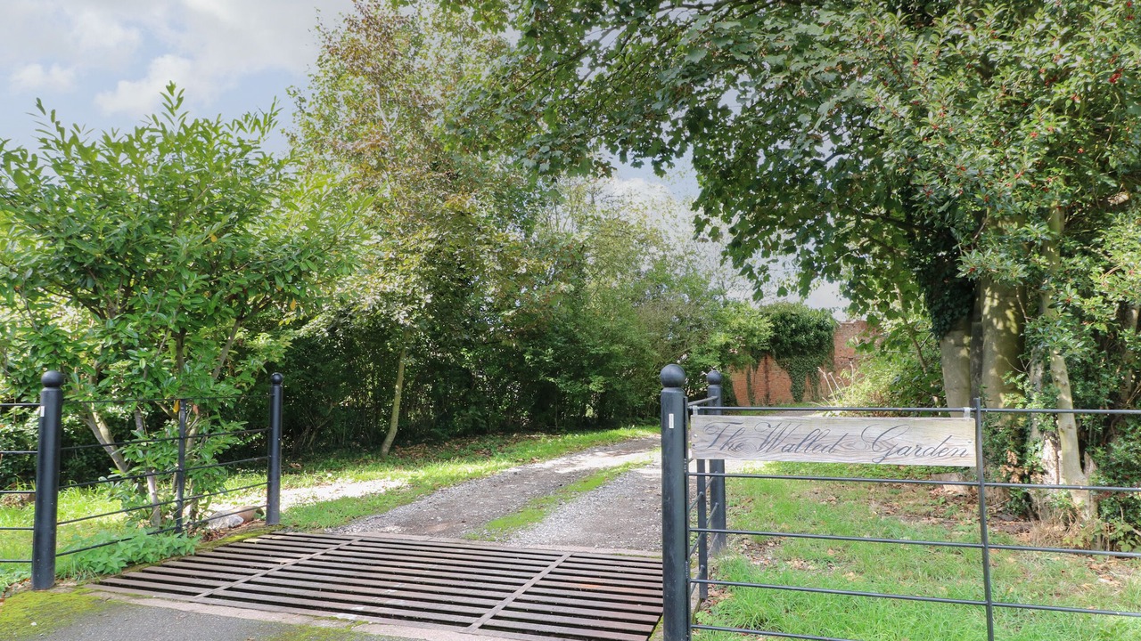 Photo of Outdoor in Denstone