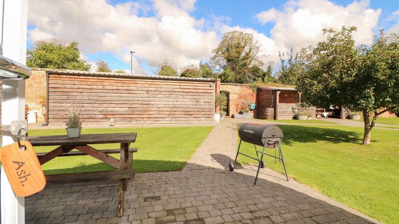 Photo of Outdoor in Denstone