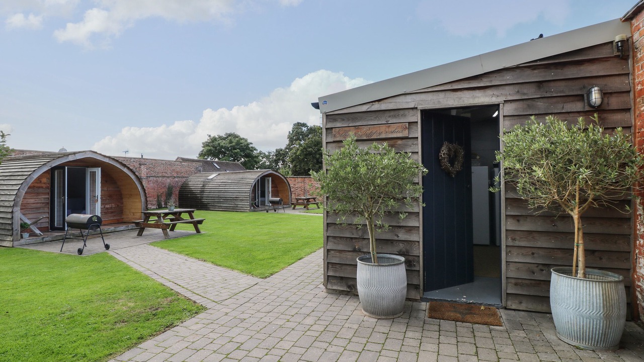 Photo of Outdoor in Denstone