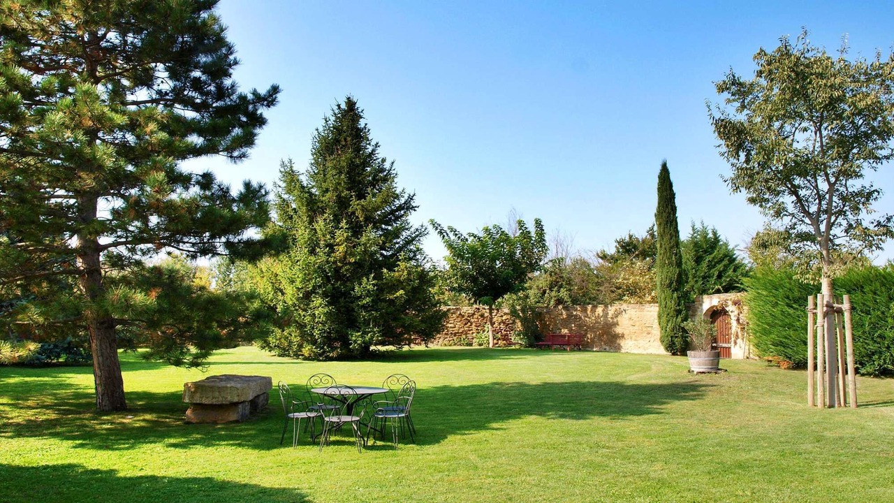 Photo of Outdoor in Entraigues-sur-la-Sorgue