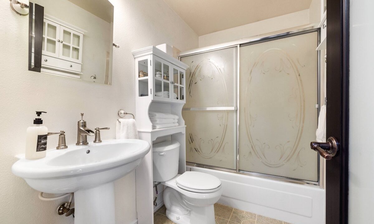 Photo of Bathroom in Federal Way