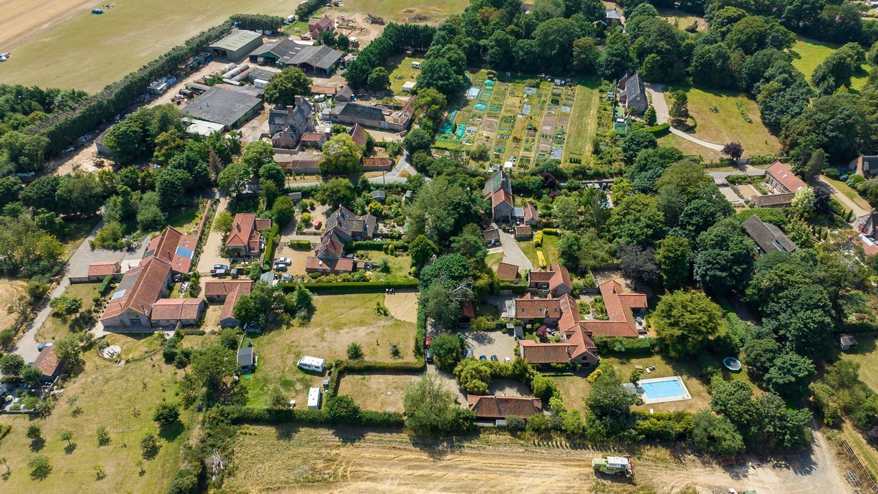 Photo of Outdoor in Trunch