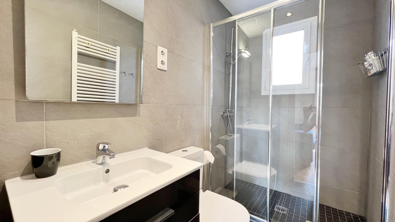 Photo of Bathroom in El Poble-sec