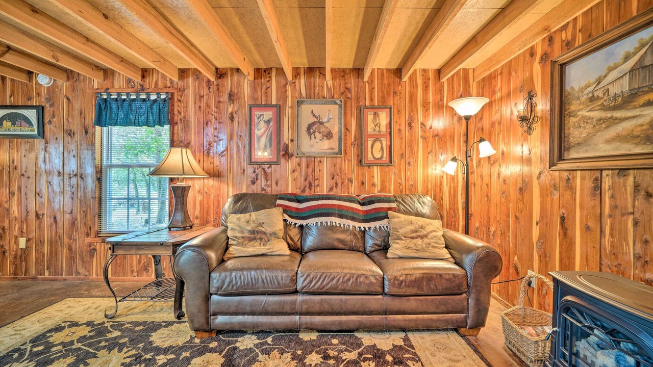 Photo of Livingroom in Nashoba