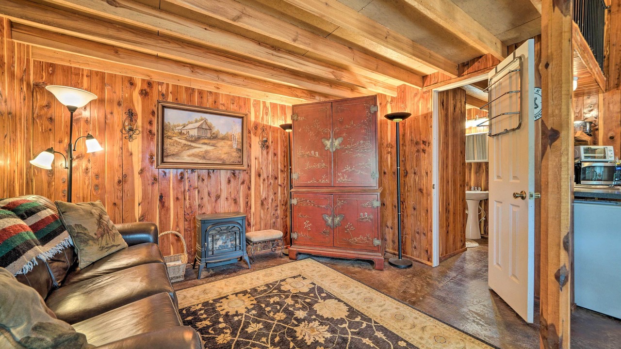 Photo of Livingroom in Nashoba