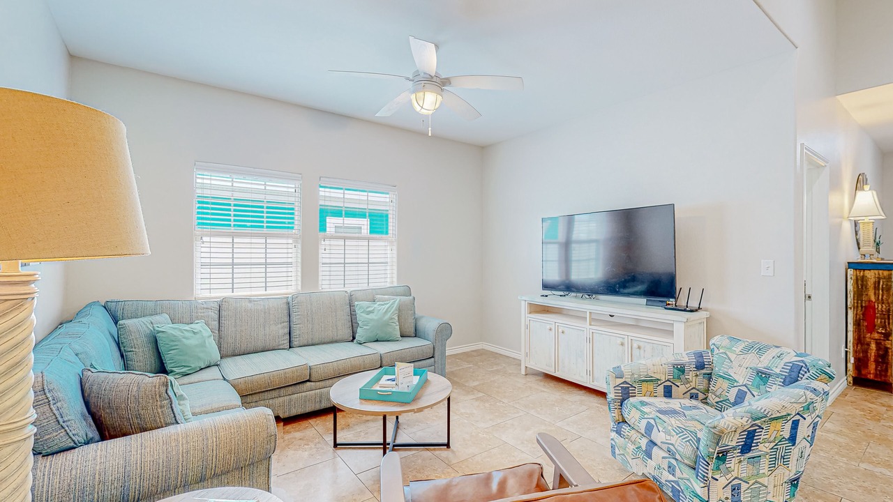 Photo of Livingroom in Safe Harbor
