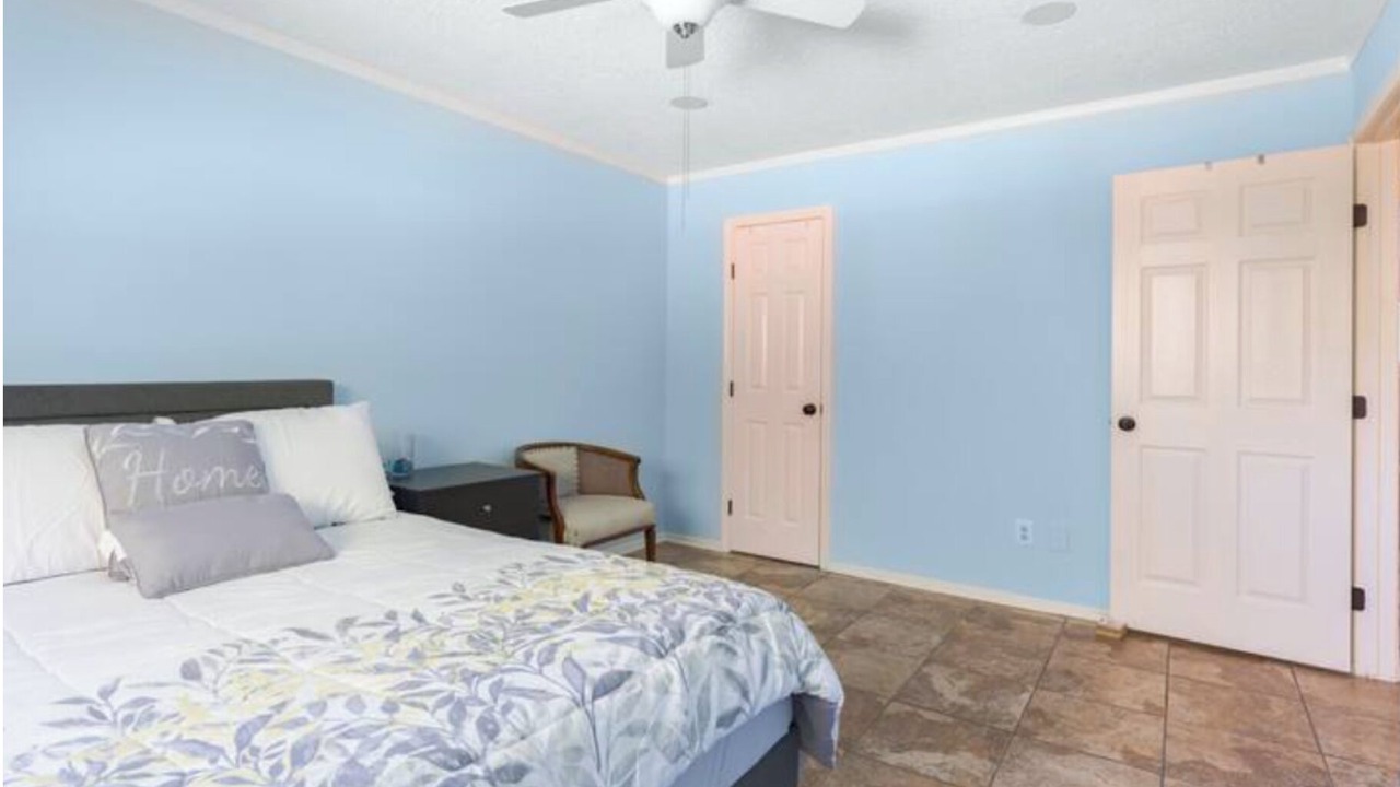 Photo of Bedroom in Westchase