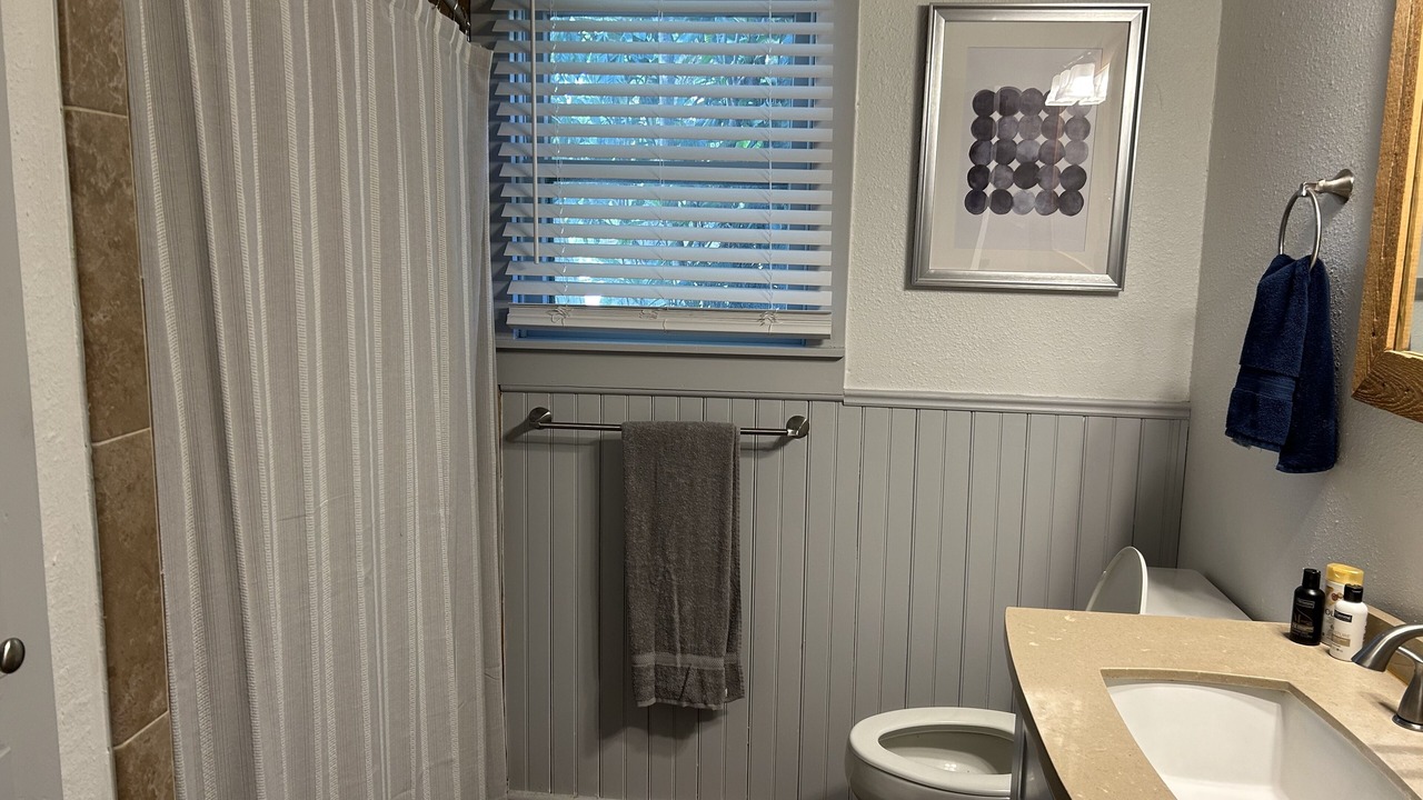 Photo of Bathroom in Shiner