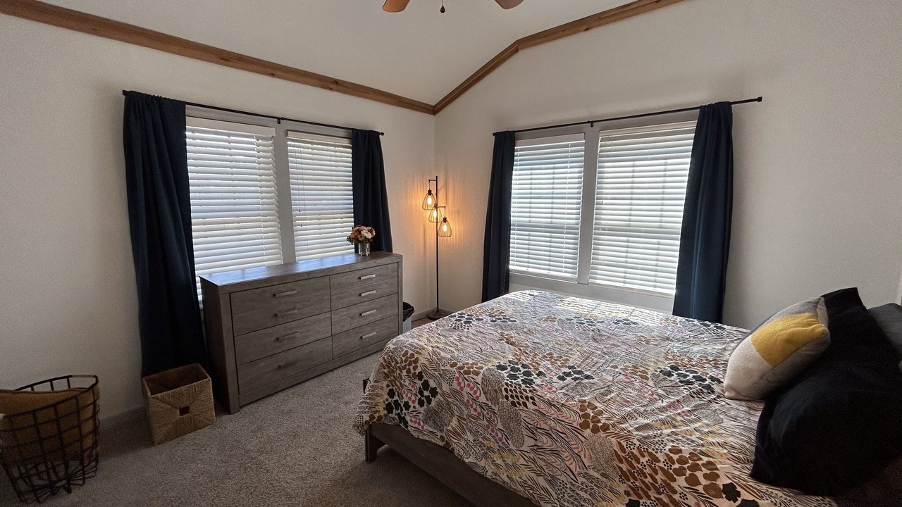 Photo of Bedroom in Shiner