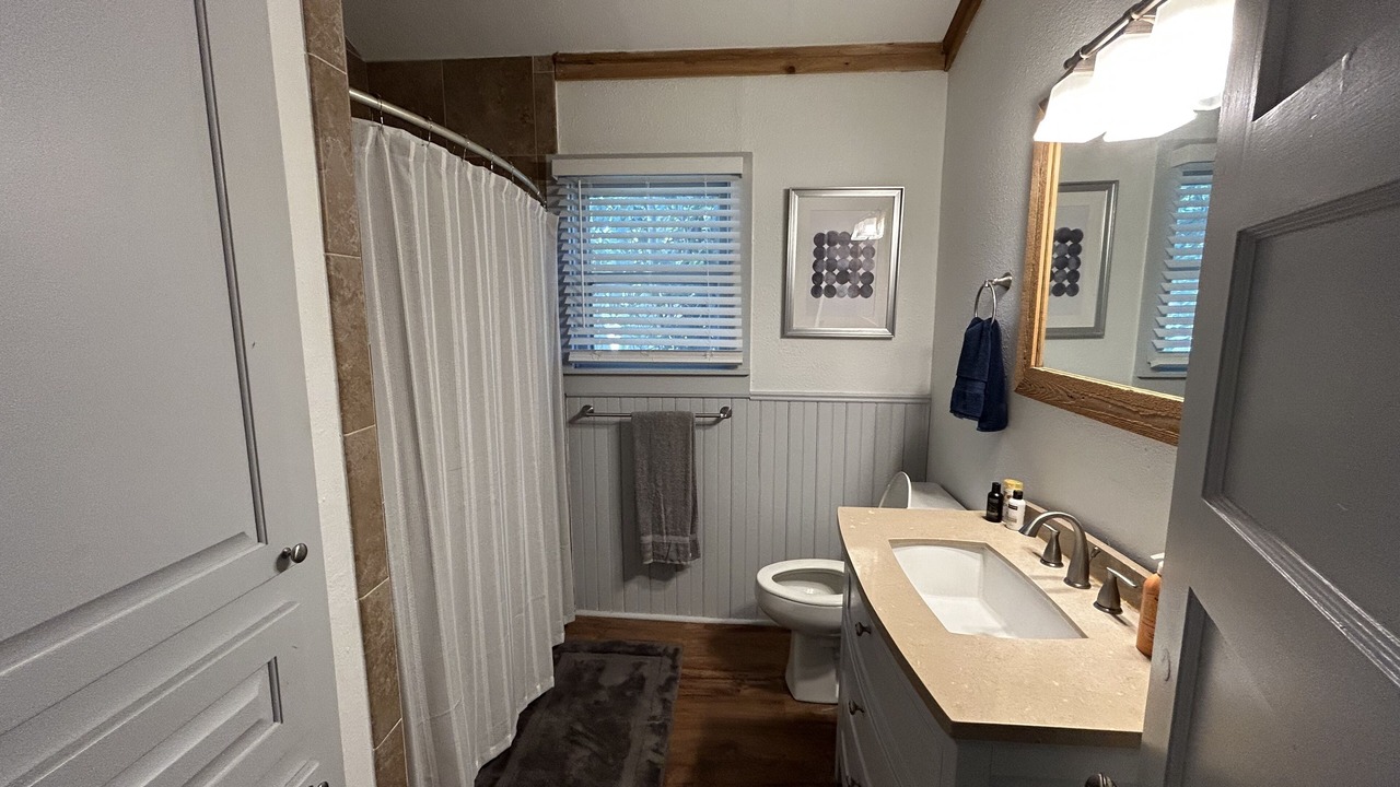 Photo of Bathroom in Shiner