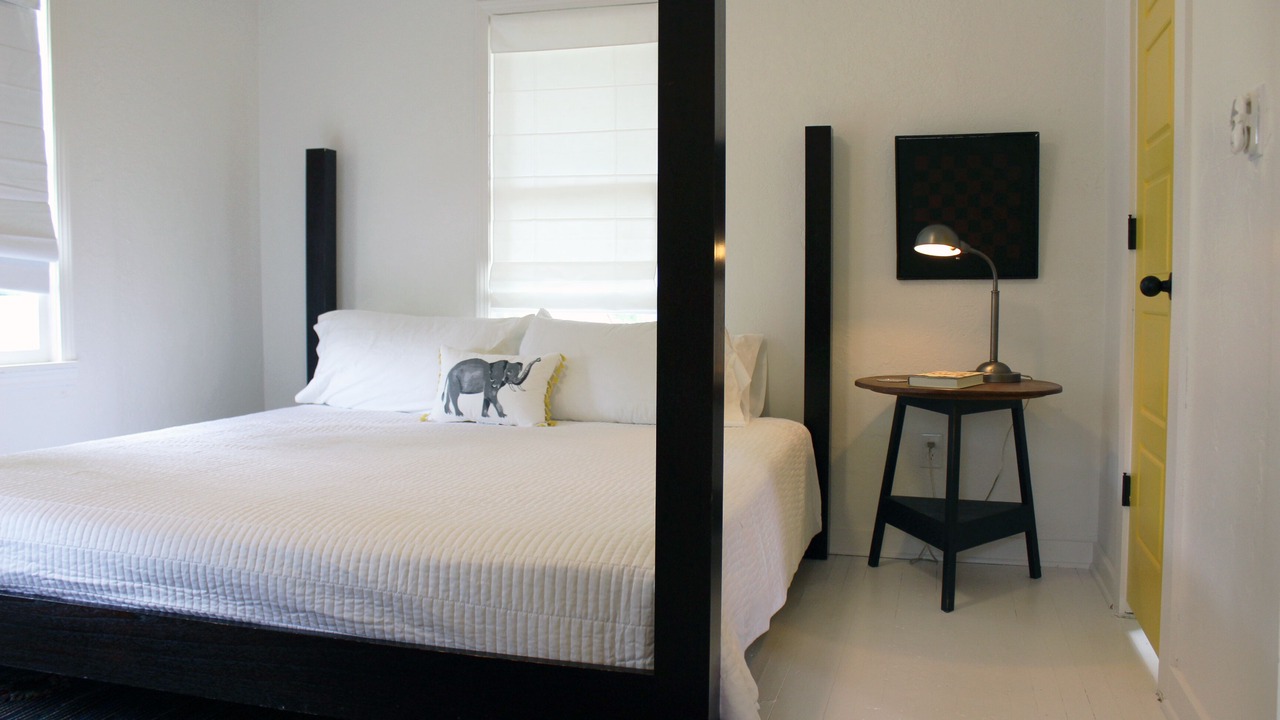 Photo of Bedroom in Jefferson Park