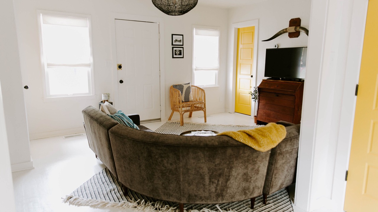 Photo of Livingroom in Jefferson Park
