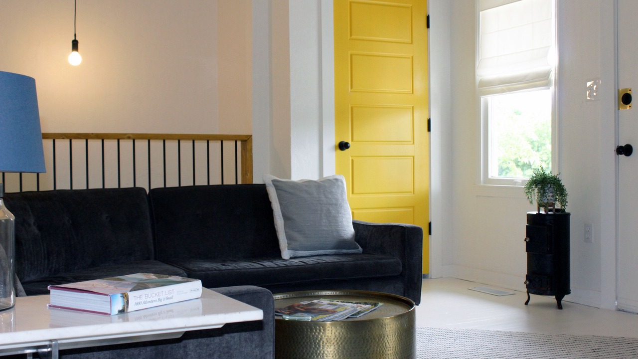 Photo of Livingroom in Jefferson Park
