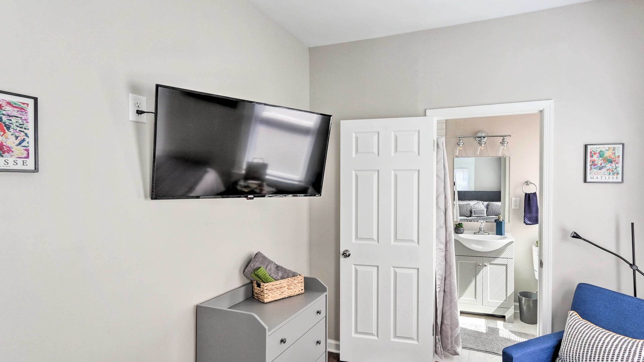 Photo of Livingroom in Front Royal