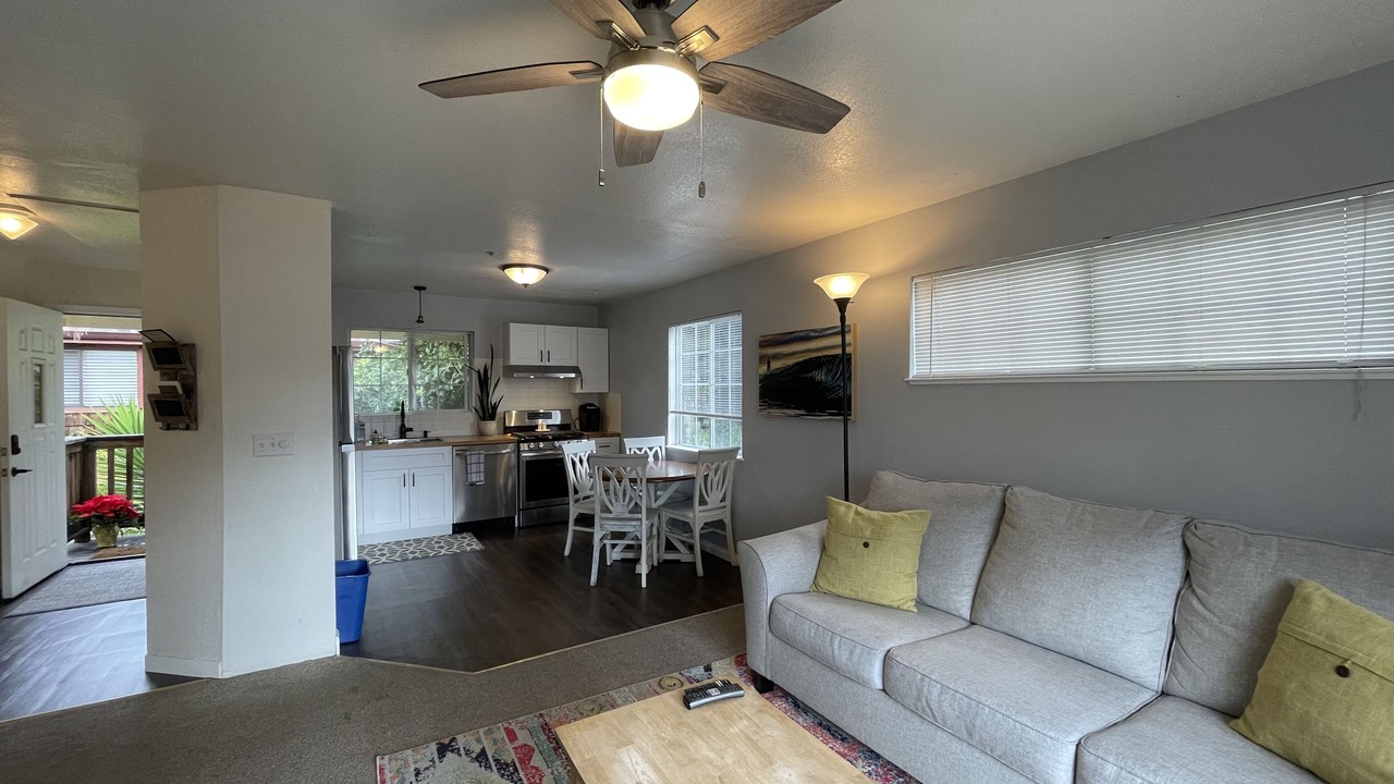 Photo of Livingroom in Beach Hill - Beach Flats