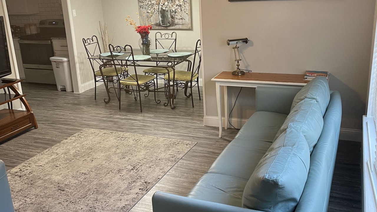 Photo of Livingroom in Southwood Valley