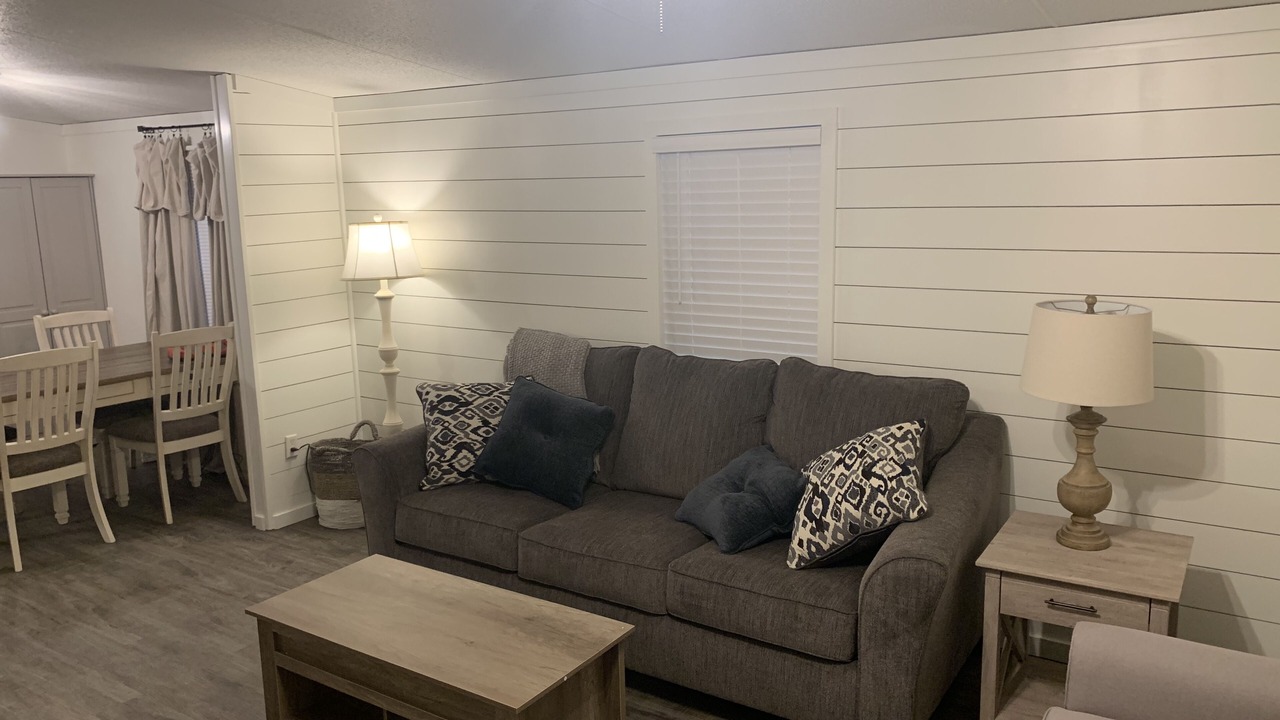 Photo of Livingroom in Leesville