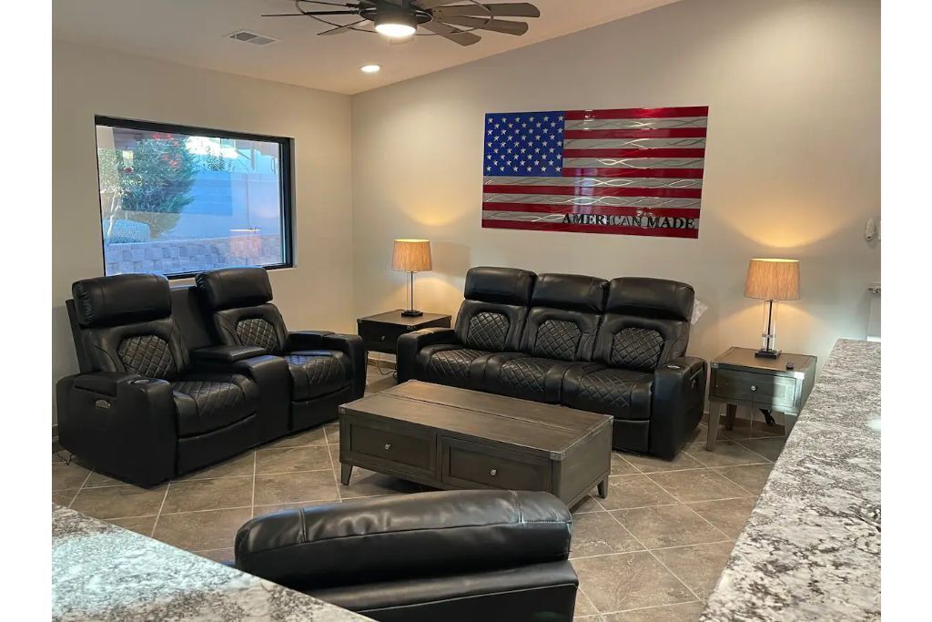 Photo of Livingroom in Taylor Ranch