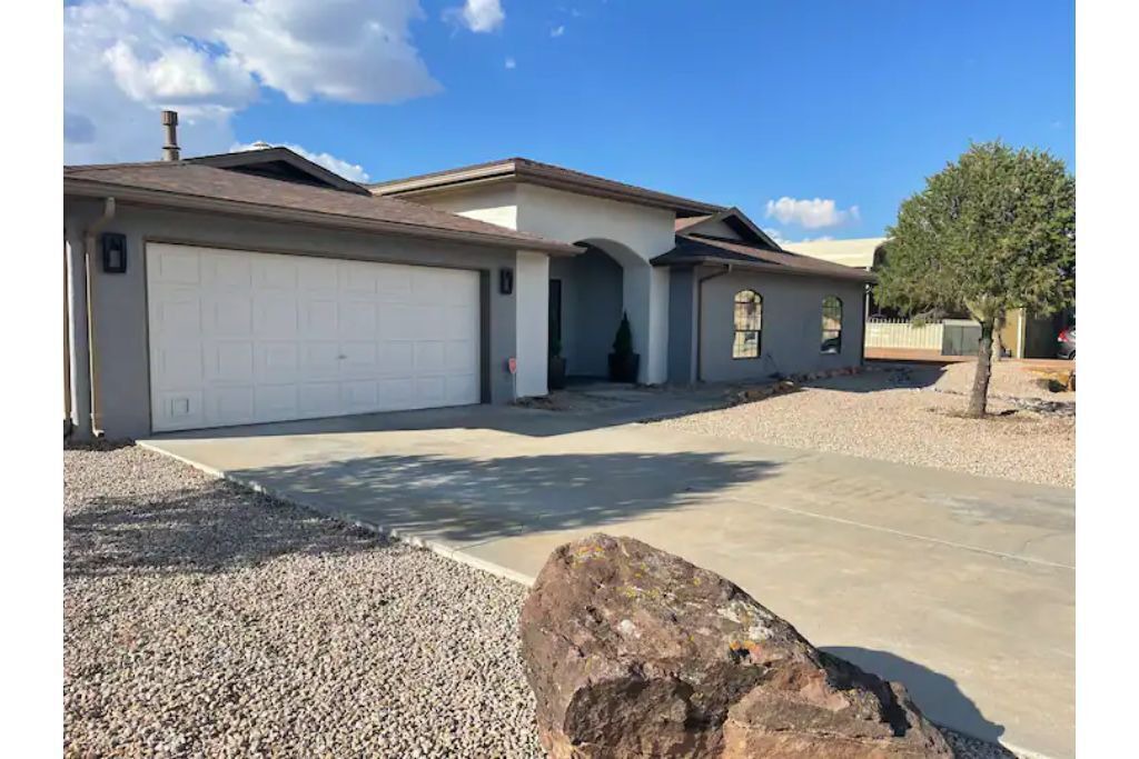 Photo of Outdoor in Taylor Ranch