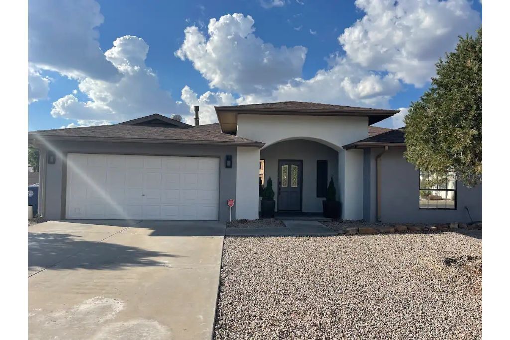 Photo of Outdoor in Taylor Ranch