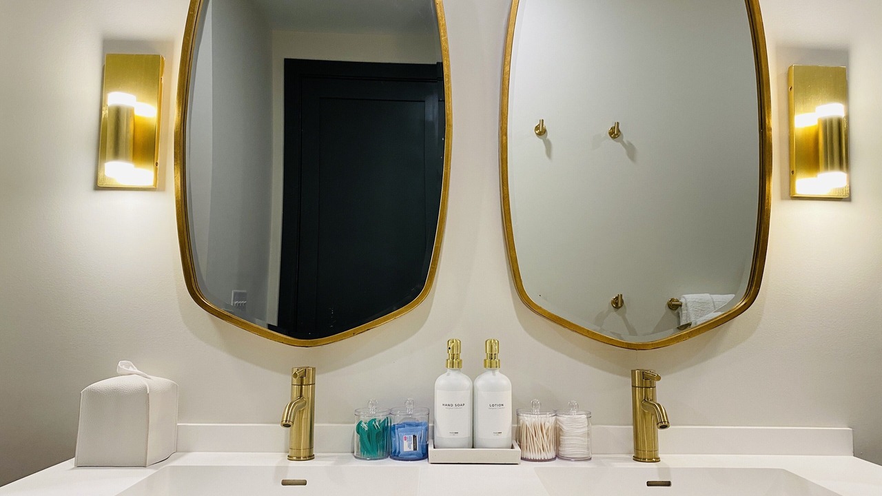 Photo of Bathroom in Academy Square