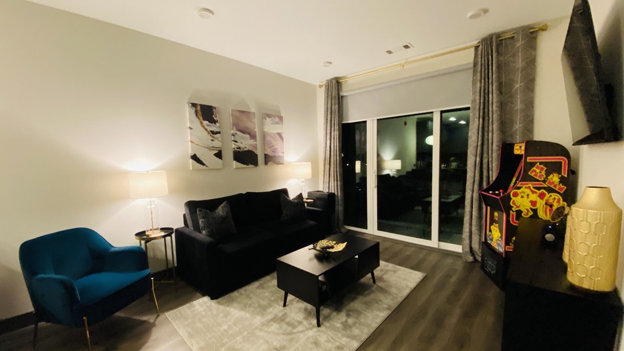 Photo of Livingroom in Academy Square