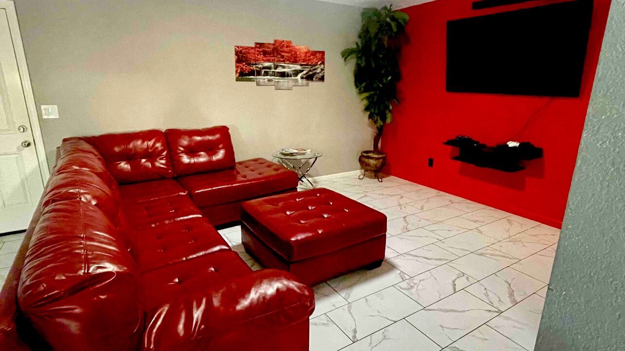 Photo of Livingroom in North Mountain