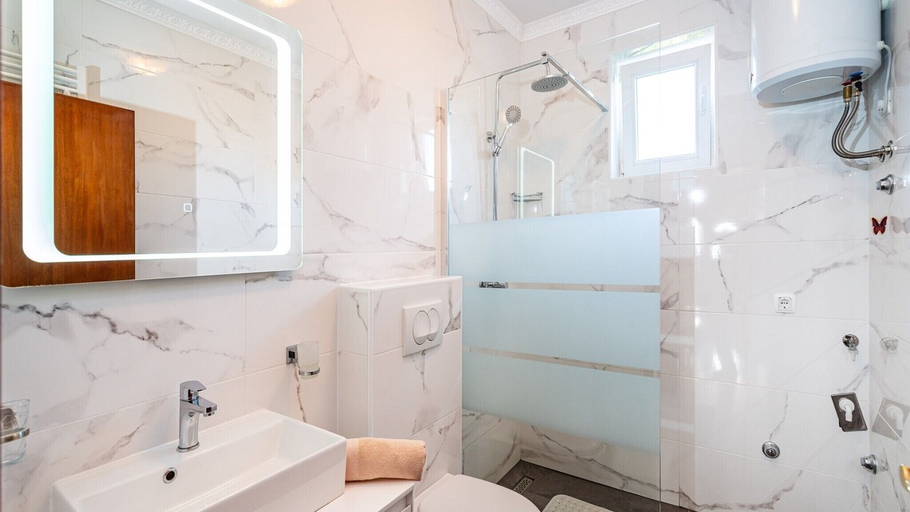 Photo of Bathroom in Suhovare