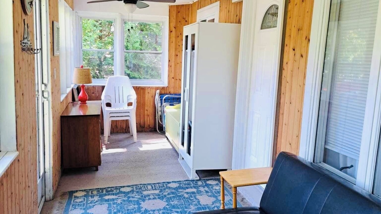 Photo of Livingroom in Lambton Shores