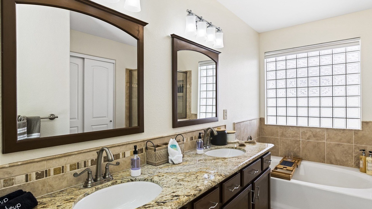 Photo of Bathroom in Provinces Master Community