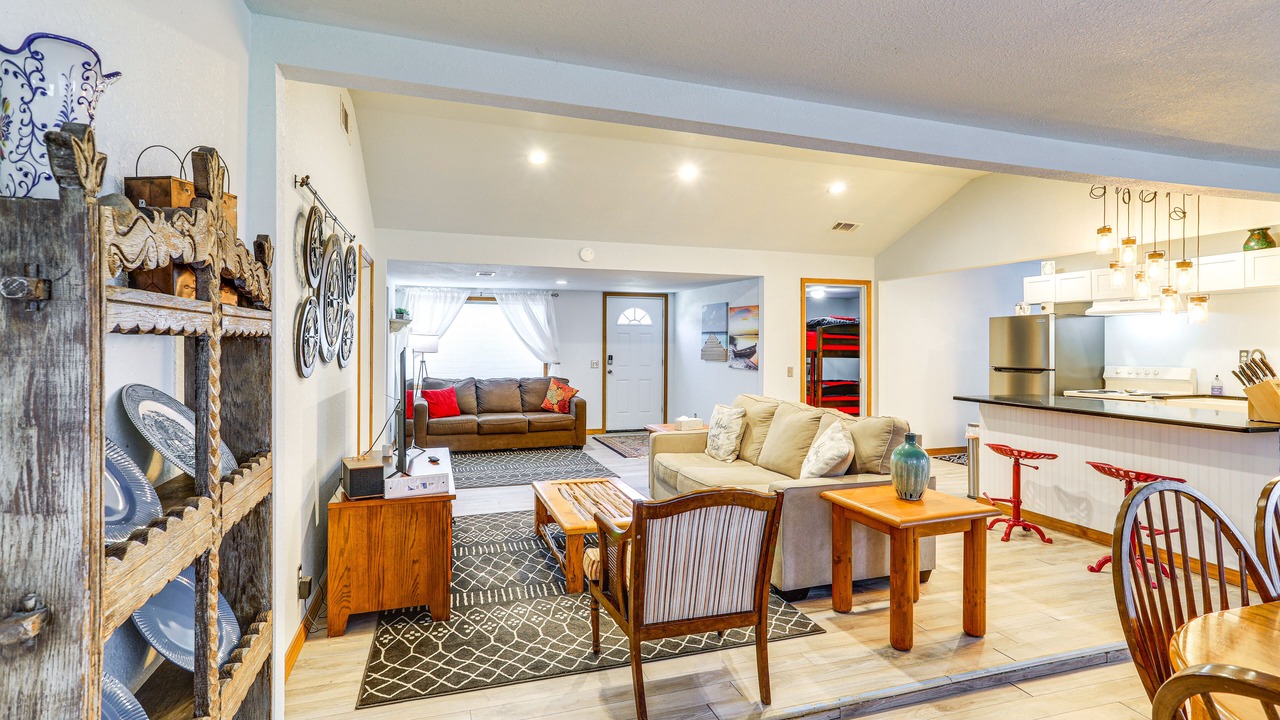Photo of Livingroom in Lone Rock