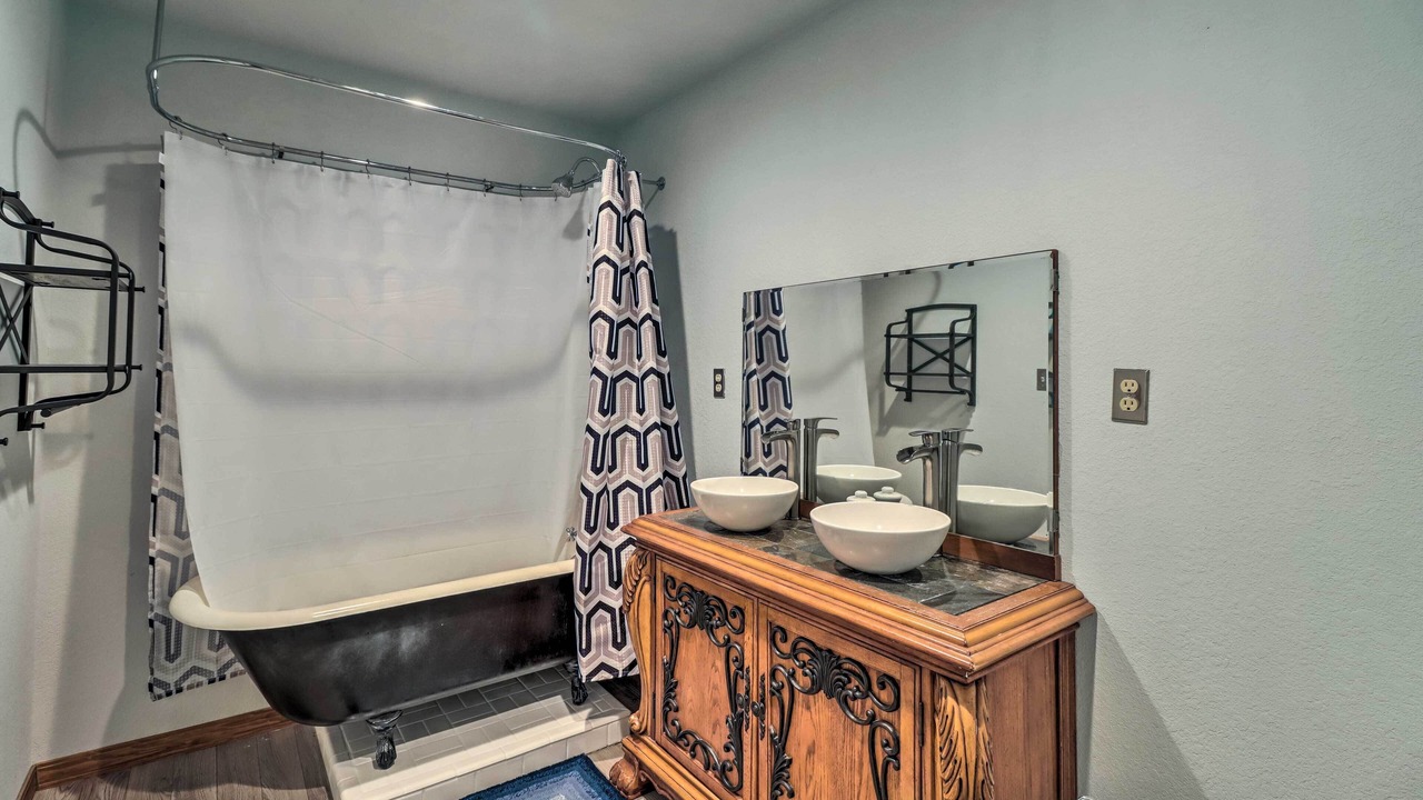 Photo of Bathroom in Lone Rock
