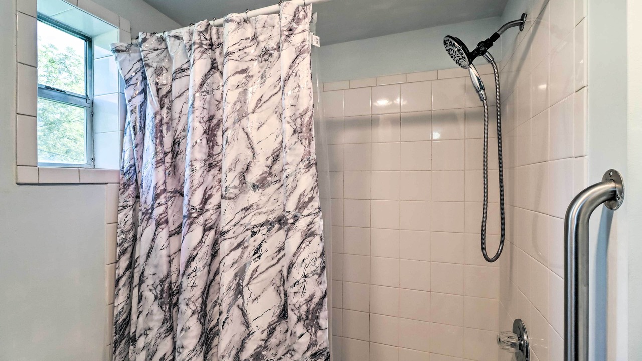 Photo of Bathroom in Lone Rock