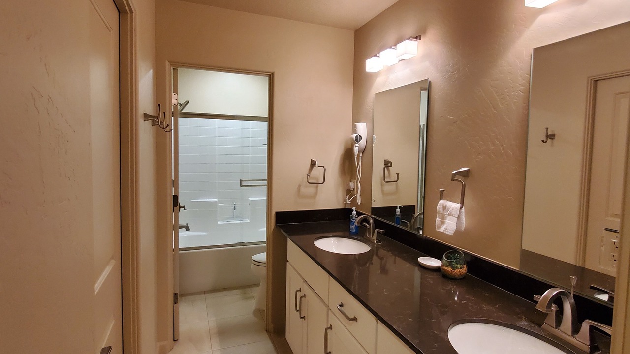 Photo of Bedroom in Greenehaven