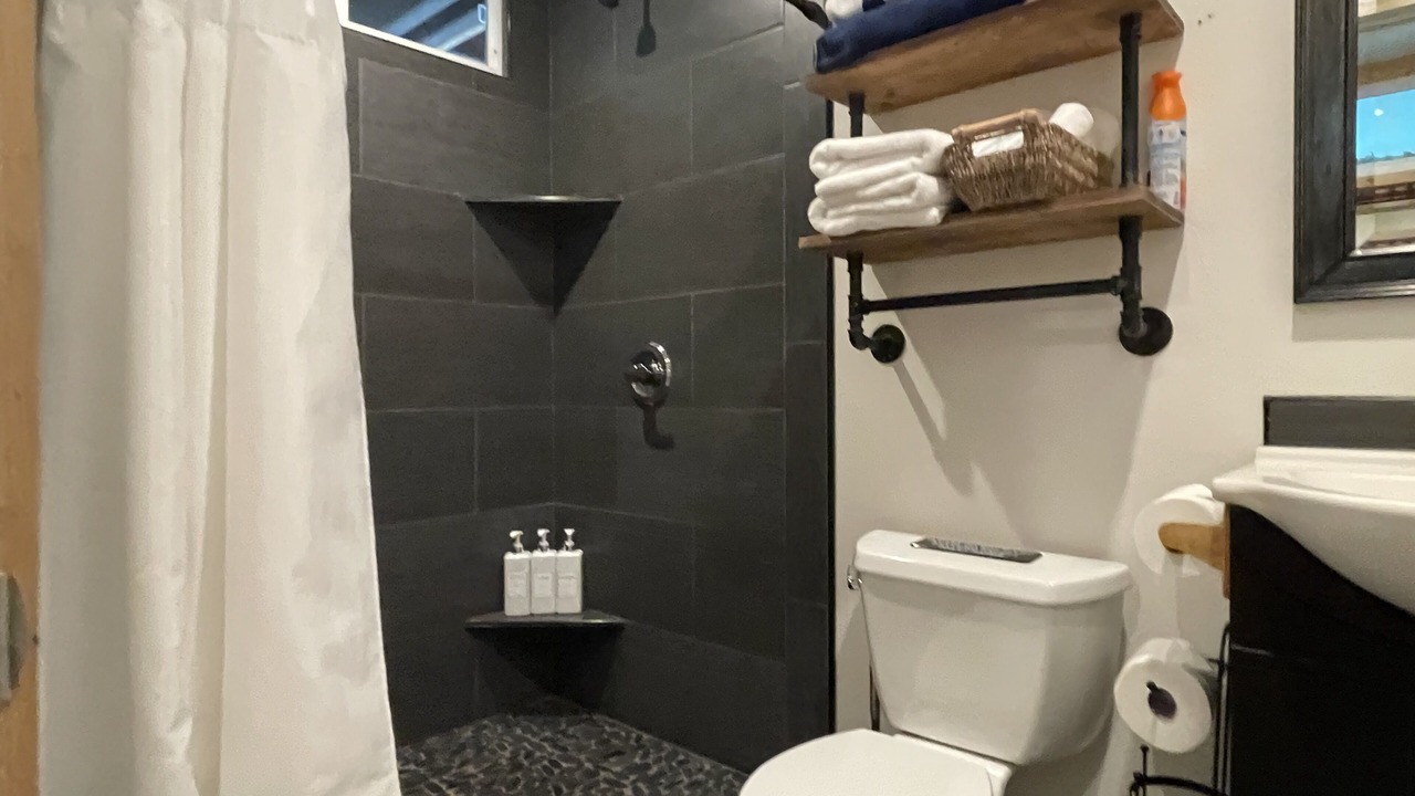 Photo of Bathroom in Hana